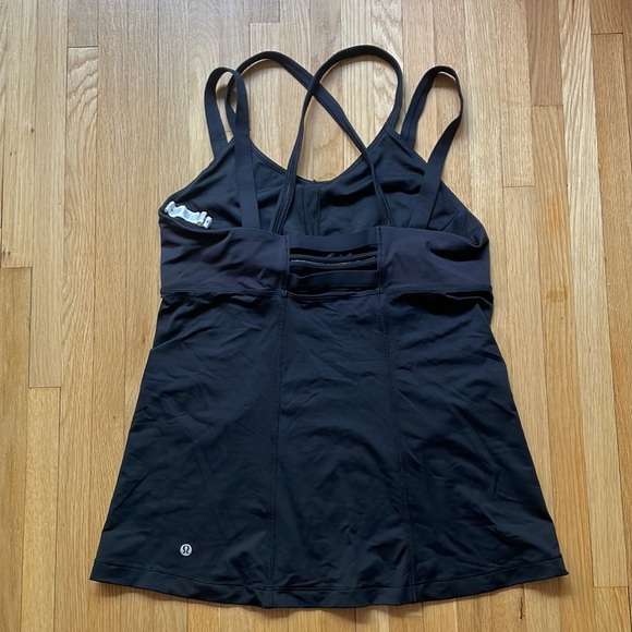 Lululemon Workout tank with built in bra - Picture 2 of 4